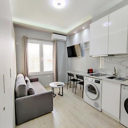 Pretty Petitie Fully Equipped City Center Studio 테살로니키 외부 사진